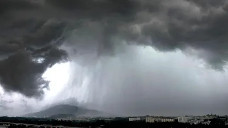 Un ciclon pune stăpânire pe România. Meteorologii anunță vijelii și ninsori în mai multe regiuni din Europa