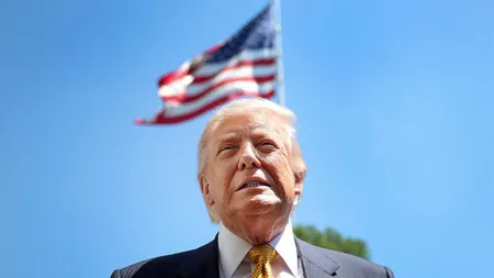 Senatul american a adoptat o măsură care limitează puterea lui Donald Trump în război
