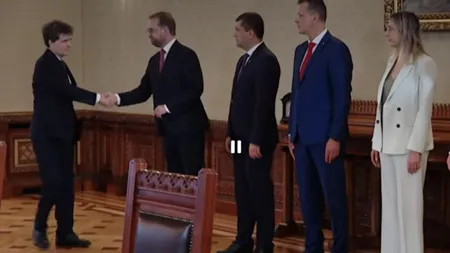 Dominic Fritz, după consultările cu Nicușor Dan: ”USR nu va putea să susțină un guvern din care face parte PSD”. Ce cabinet vor reziștii