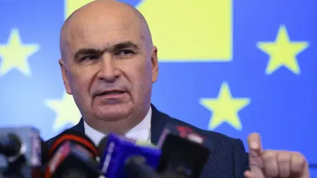 Bolojan știe una și bună: deficitul. Guvernul ”plin” poate să mai aștepte. ”Populismul, clientelismul și risipa ne pot readuce cu spatele la zid”