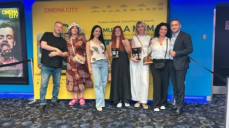 Comedie cu bucluc: zâzanie şi nemulţumiri în distribuţia filmului „MĂ MUT LA MAMA”