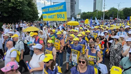 Peste 160.000 de cadre didactice cer lege pentru anularea măsurilor de austeritate din Educație. Ce șanse de reușită există