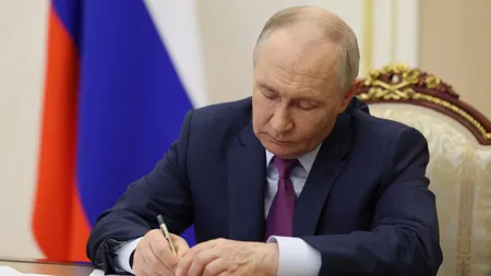 Putin a semnat, nu se mai poate face nimic! Rușii, disperați să-și scoată banii din bănci