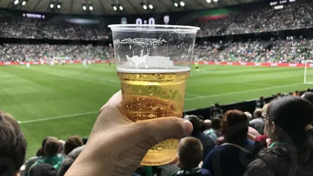 Liber la bere cu alcool pe stadioanele din România. Parlamentul a schimbat legea după aproape 20 de ani