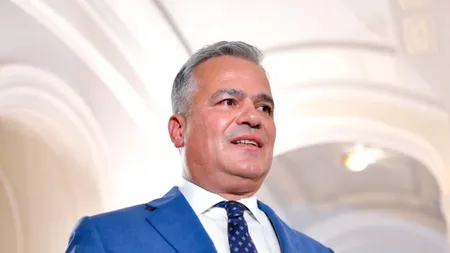 Primele declarații ale lui Adrian Veștea după ce Guvernul său a picat în Parlament: „Cred că perioada următoare va fi tot una de nesiguranță