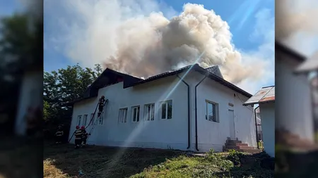 Incendiu la o grădiniță din Prahova. Aproape 30 de copii și trei cadre didactice se aflau în imobil când a izbuncit focul