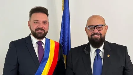 Cristian Popescu Piedone a dat în judecată primăria condusă de fiul său. Cere înapoi 40.000 de euro, drepturi salariale pe care nu le-a putut încasa cât era în penitenciar
