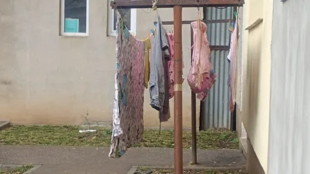 Amenzi pentru românii care își întind rufele la fereastră. Orașele în care se aplică cele mai dure sancțiuni