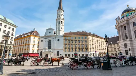 Austria angajează personal străin! Cum poți obține permisul de muncă pe doi ani