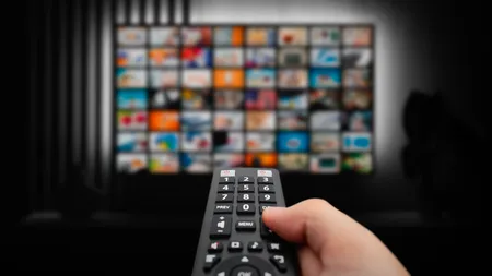 Lovitură uriașă pe piața media! O televiziune din România și-a închis toate emisiunile. Patronul a făcut anunțul trist