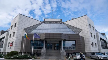 Permisul de conducere și certificatul de înmatriculare se scumpesc începând cu data de 15 septembrie. Cum pot fi achitate tarifele