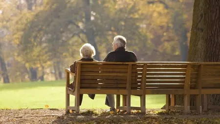 Pensionarea la 70 de ani devine realitate în Europa. Când vor ieși la pensie românii și ce se schimbă pentru femei și bărbați