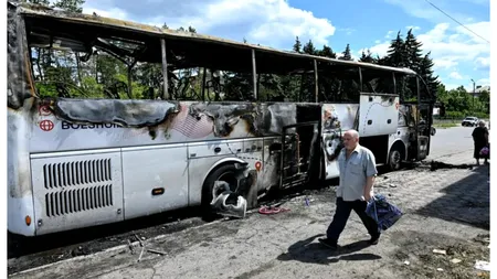 Atac rusesc cu dronă asupra unui autobuz de pasageri în Ucraina. Cinci oameni au murit
