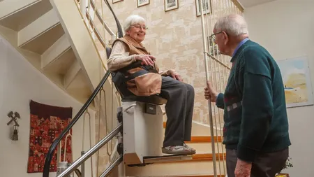 Primul oraș din România care pune lifturi în blocuri cu trei și patru etaje. Nu este București