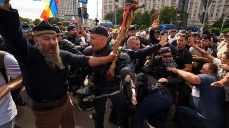 Procurorii cer arestarea preventivă a 10 persoane care au participat la incidentele violente de la protestul fermierilor din Piața Victoriei