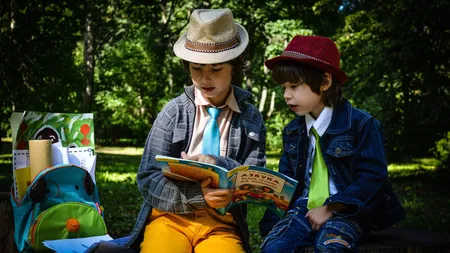 Bani pentru elevii cu cerințe educaționale speciale în noul an școlar. Ce sumă primesc și până când se pot depune cererile