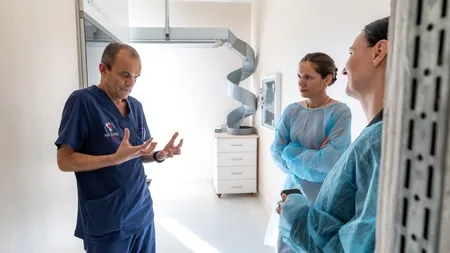 Mirabela Grădinaru, vizită la clinica de Terapie intensivă pentru nou-născuți de la Marie Curie