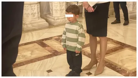 Fiul lui Nicușor Dan, la ceremonia de depunere a jurământului de către Guvernul Niculescu. Cum a fost surprins Antim