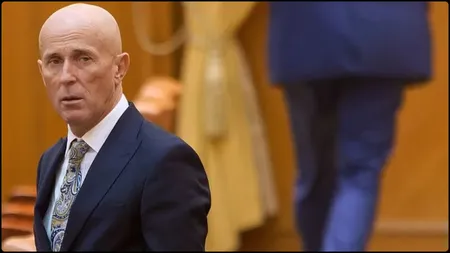 Mugur Mihăescu se apără după valul de critici apărut în urma discursului susținut în Parlament: 