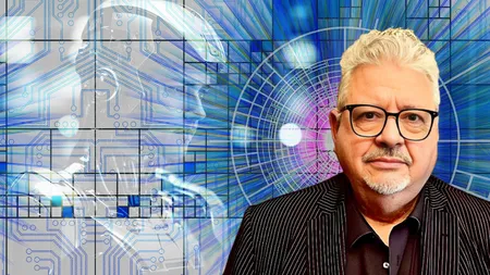 QRINTEL, platforma AI care promite să schimbe modul în care sunt luate deciziile. Dr. Hardy Schloer explică mecanismul din spatele ei