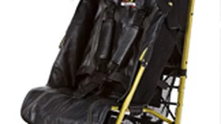 Caruciorul pentru copii placat cu aur costa 3.000 de euro