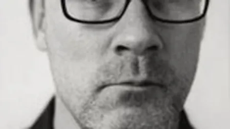 Un craniu incrustat cu diamante va fi licitat cu suma de pornire de 99 mil. dolari