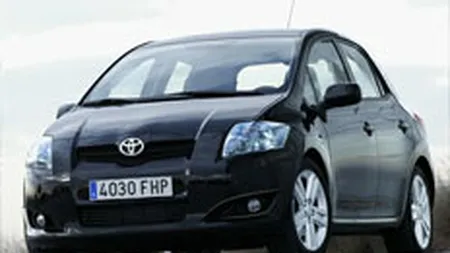 Toyota Romania promoveaza innoirea parcului auto cu 200.000 euro