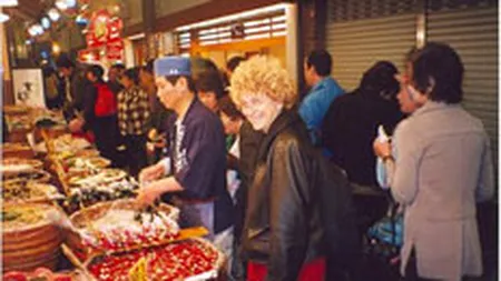 Turistii cresc veniturile restaurantelor la nivel mondial cu pana la 40%