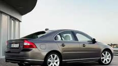 Cele mai sigure masini premium: Honda Acura, Kia Amanti si Volvo S80