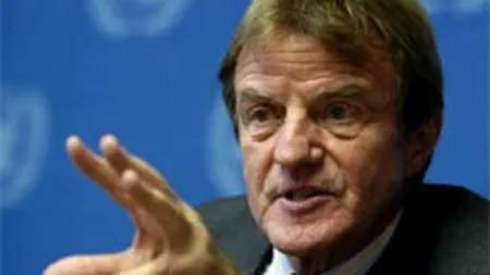 Franta vrea reunirea posturilor TV5, France 24 si RFI pentru a concura CNN si BBC