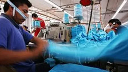 Cum poate scapa industria usoara de faliment