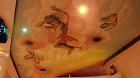 Concurenta impinge patronii de baruri la investitii in arta pe pereti