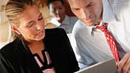 \Acum puteti naviga pe Internet\ - anunt care se va auzi in avioane din 2008