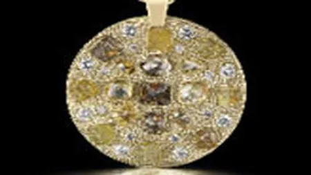 De Beers: 85% din diamante sunt cumparate de barbati pentru femei