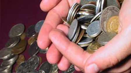 Inflatia ramane sus, cursul poate derapa in ianuarie spre 3,7 lei/euro