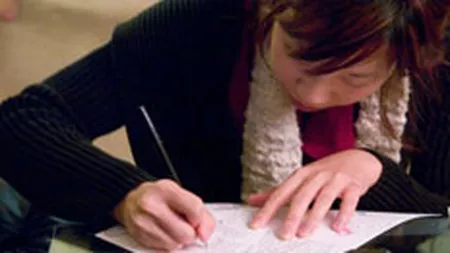 433 de reclamatii pentru furtul de semnaturi pe pensii private