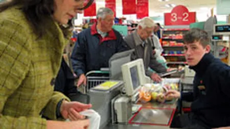 Hipermarketurile si-au prelungit programul in perioada sarbatorilor