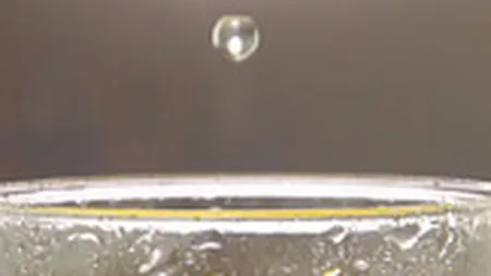 Sucurile neacidulate, crestere de trei ori mai mare decat a intregii piete de bauturi