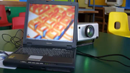 Guvernul chinez \nationalizeaza\ clipurile video de pe Internet