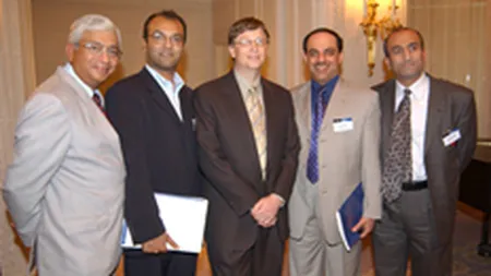 Microsoft recruteaza masiv specialisti de top din afara companiei