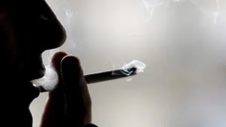 Logourile producatorilor britanici de tigari ar putea fi scoase de pe pachete