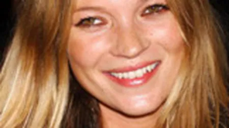 Agent Provocateur ar putea renunta la Kate Moss pentru o \imagine\ mai tanara