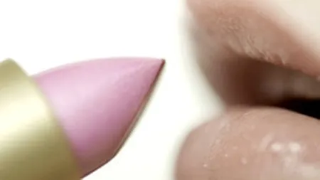 Jucatorii din cosmetica au cheltuit cel mai mult pe publicitate anul trecut