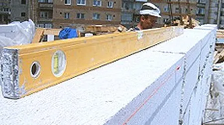 Mansardarea blocurilor vechi: afacere inca mica, dar potential mare