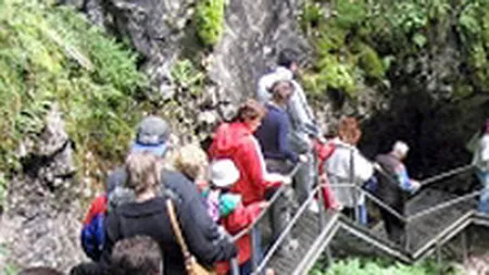 Sosirile in unitatile de cazare au crescut cu 3% in primele 7 luni din 2008