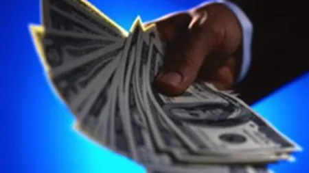 INS: Salariul mediu net a crescut cu peste 20% in 2007