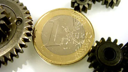 Cifra de afaceri din industrie si-a injumatatit in august ritmul anual de crestere