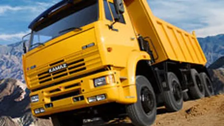 Daimler preia 10% din actiunile producatorului rus de camioane Kamaz