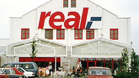 Real a investit 425 mil. euro in 20 de magazine din Romania