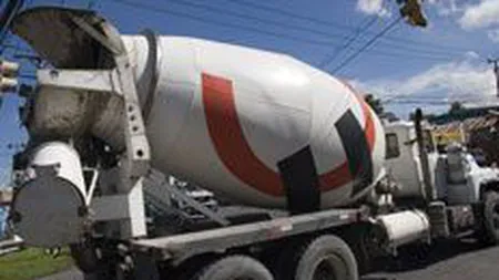 Holcim reduce investitiile planificate pentru 2009, din cauza crizei